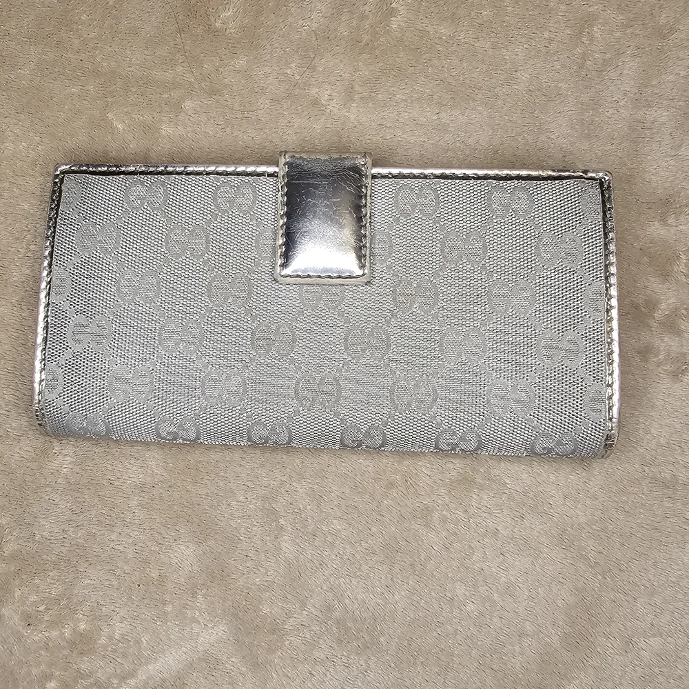 Gucci Rare Silver canvas Long Wallet with Box